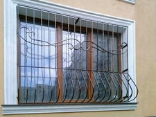 Защитные решетки на окна и двери, изготовление и монтаж