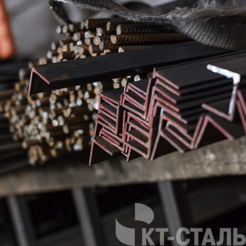 Уголок стальной